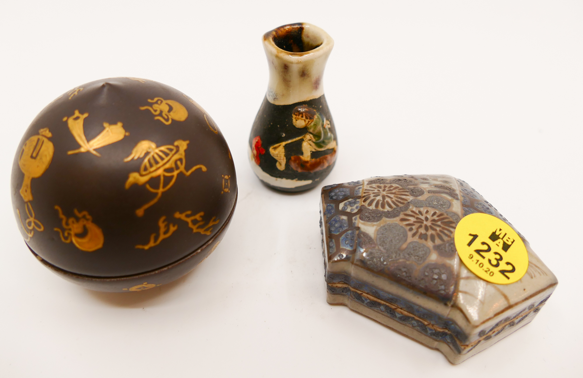 Appraisal: pc Japanese Kogo Incense Boxes Etc