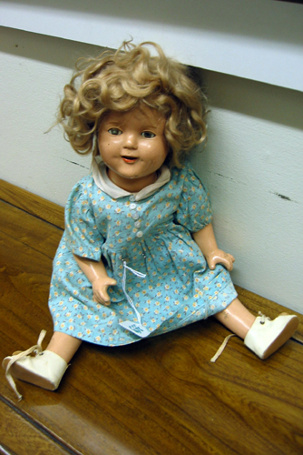 Appraisal: A SHIRLEY TEMPLE DOLL by Ideal with composition body and