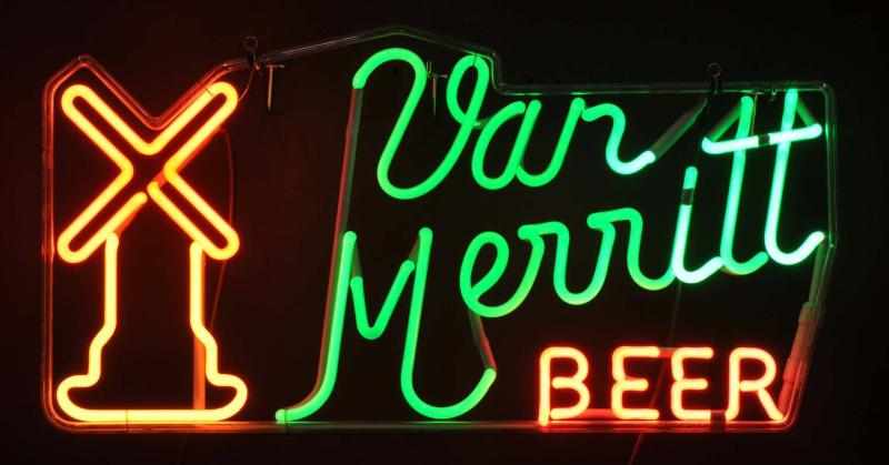 Appraisal: Van Merrit Beer Neon Sign Description s Pink green and