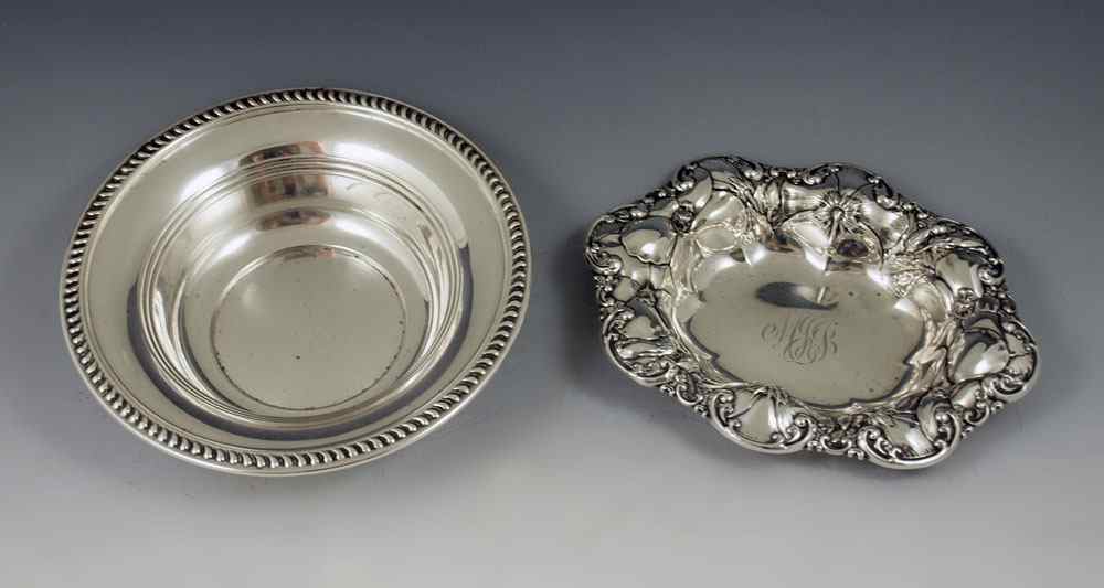 Appraisal: PAIR OF STERLING SILVER BOWLS To include Whiting repousse floral