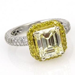 Appraisal: Contemporary Approx Carat Diamond and Karat White Gold Engagement Ring