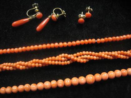 Appraisal: Group of coral jewelry victorian Including three necklaces and two