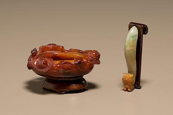 Appraisal: JADE GARMENT HOOK AND A BRUSH POT Chinese th century