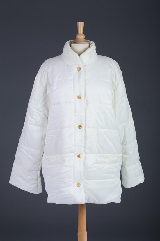 Appraisal: WHITE ESCADA PARKA Margareta Ley Escada label European size Quilted