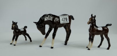 Appraisal: Royal Doulton Foal Medium Foal Head Down and small stretch