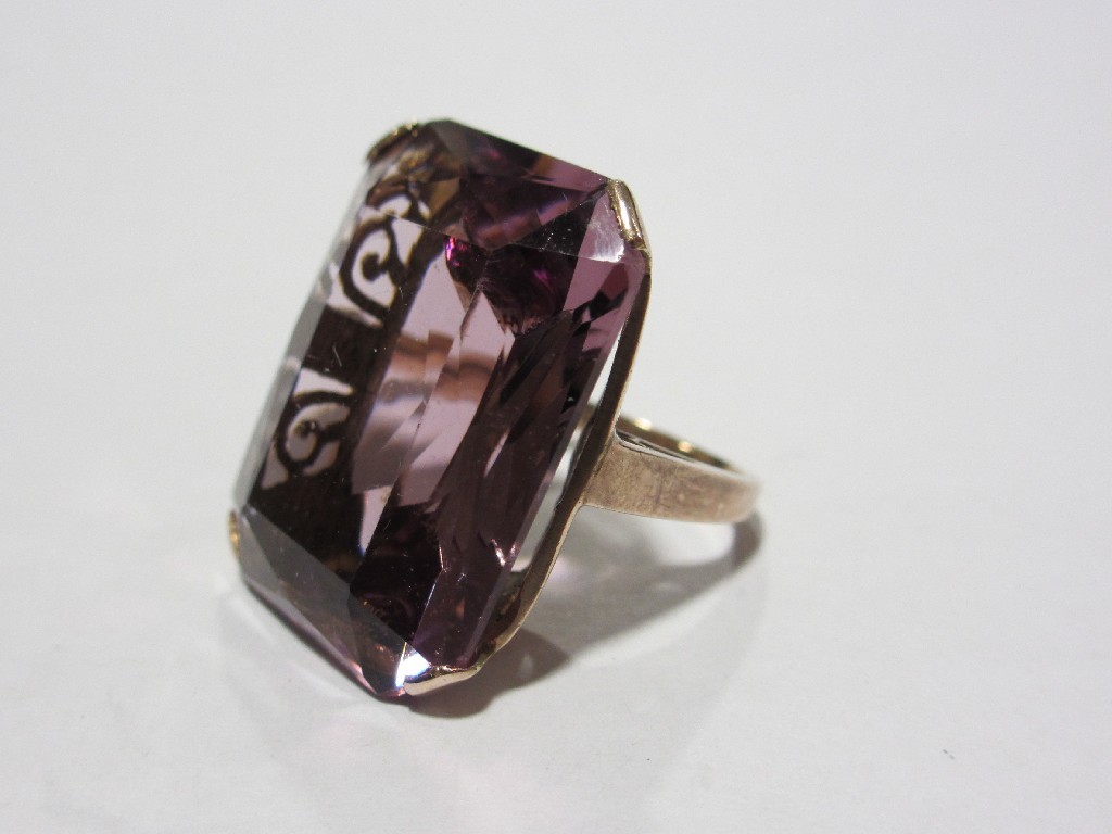 Appraisal: Nine carat gold large cushion cut amethyst single stone ring