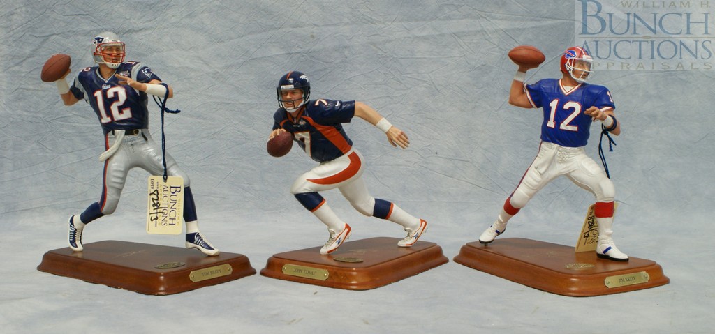 Appraisal: Danbury Mint football figures Denver Broncos John Elway Buffalo Bills