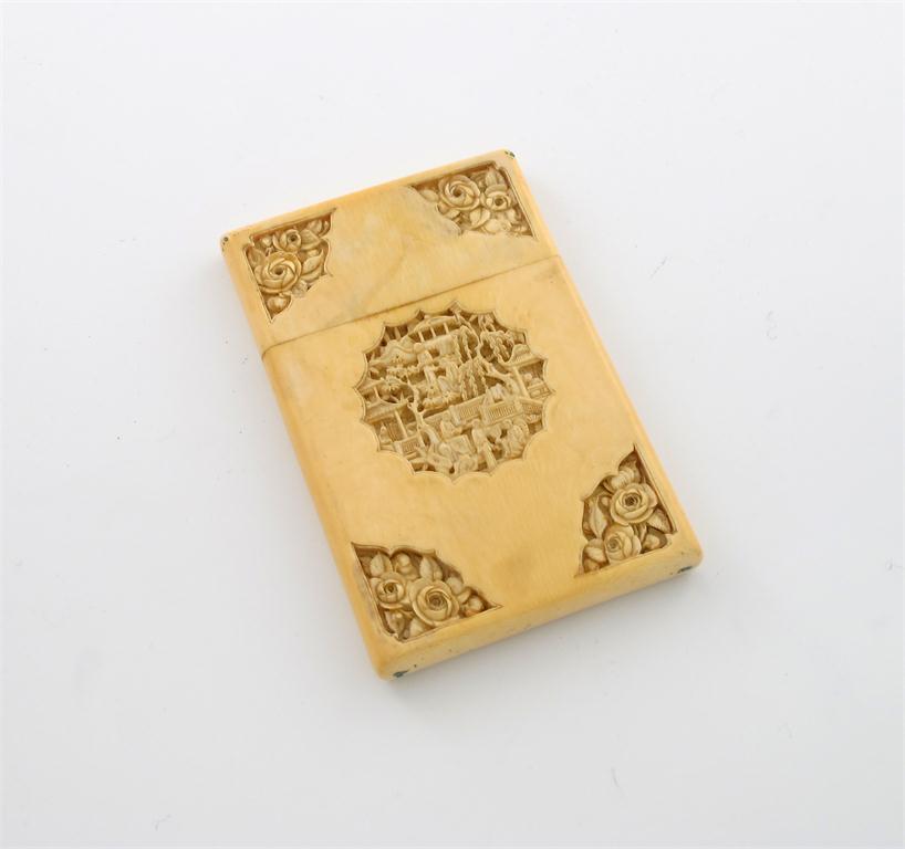 Appraisal: A th century carved Cantonese ivory card case