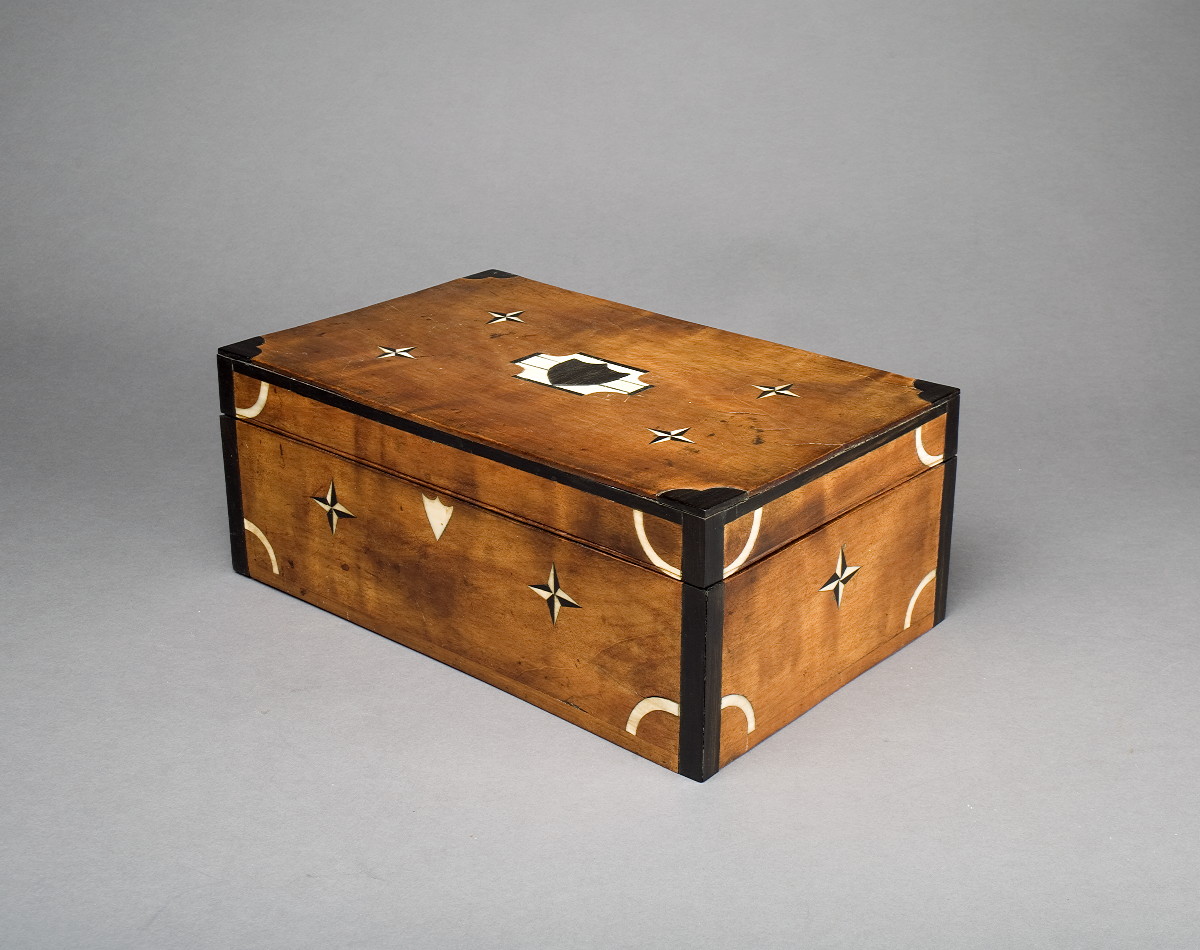 Appraisal: SAILOR'S IVORY AND EBONY-INLAID MAPLE BOX The hinged lid inlaid