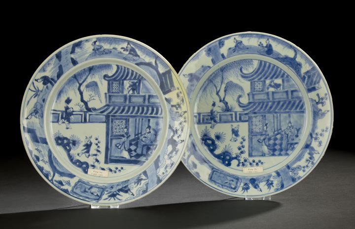 Appraisal: Pair of Chinese Export Blue and White Porcelain Dishes Kangxi