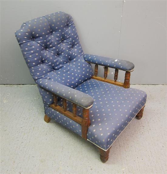 Appraisal: th century oak framed button back armchair