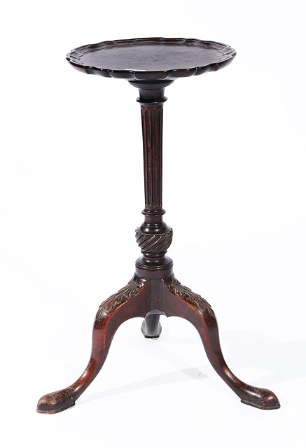 Appraisal: A GEORGE III CHIPPENDALE STYLE CARVED MAHOGANY WINE TABLE with