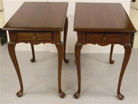 Appraisal: Pair of Hitchcock mahogany veneer single drawer stands cabriole legs