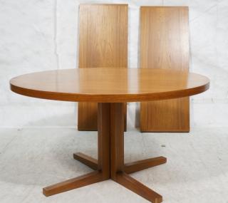 Appraisal: Danish Modern Teak Dining Table Two Leaves Danish Modern Teak