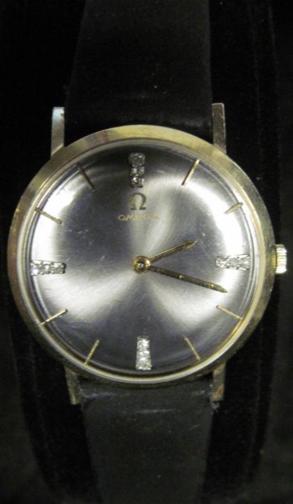 Appraisal: Gentleman's karat yellow gold wristwatch Omega Circular cased black enamel