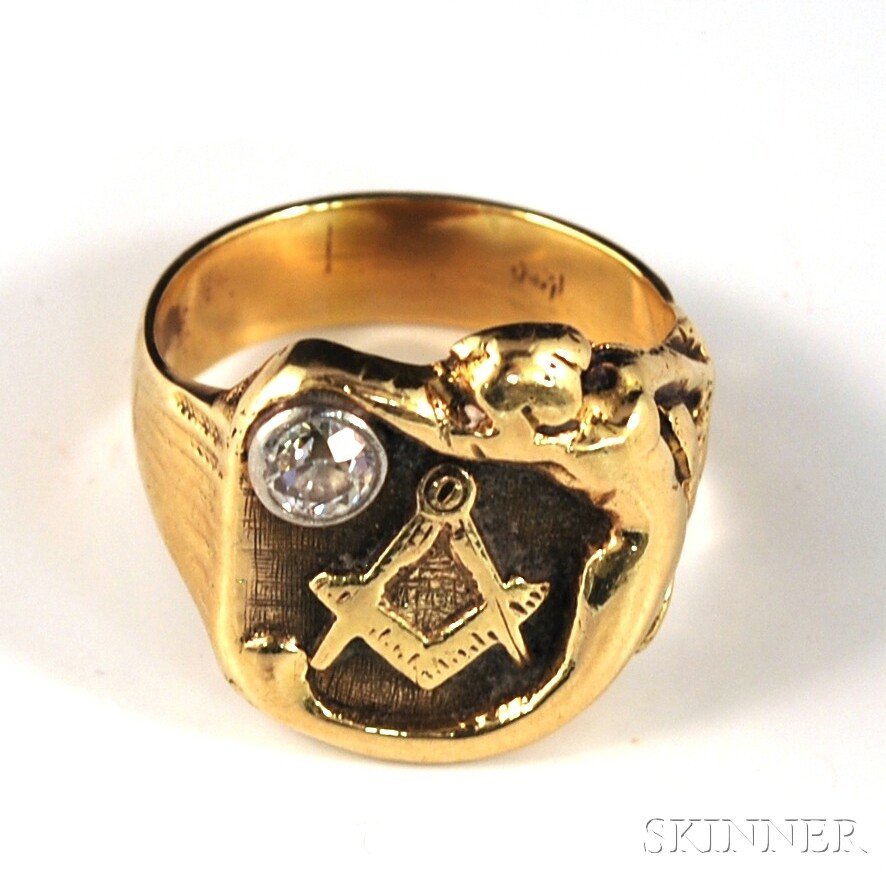 Appraisal: Gentleman's kt Gold and Diamond Masonic Ring the wide gold