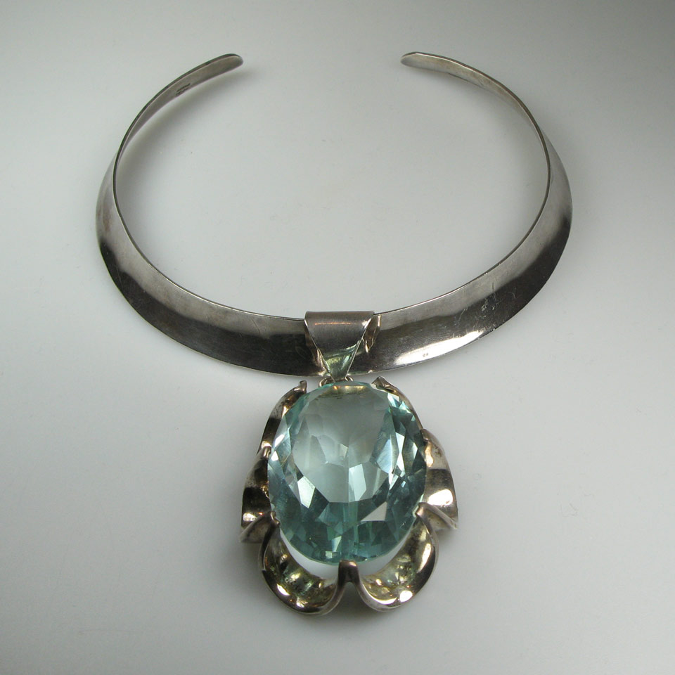 Appraisal: Mexican Sterling Silver Collar Necklace with a pendant set with