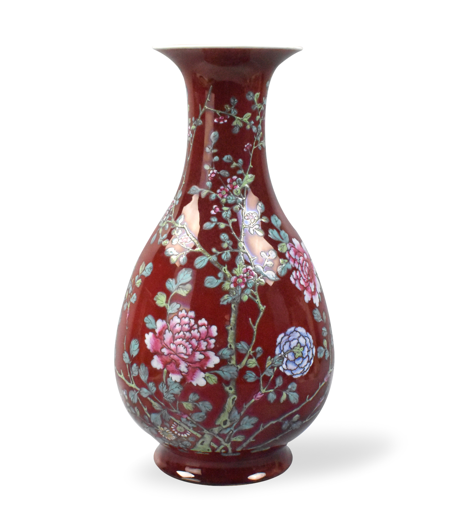 Appraisal: A Chinese Langyao red glazed enameled vase dating from the