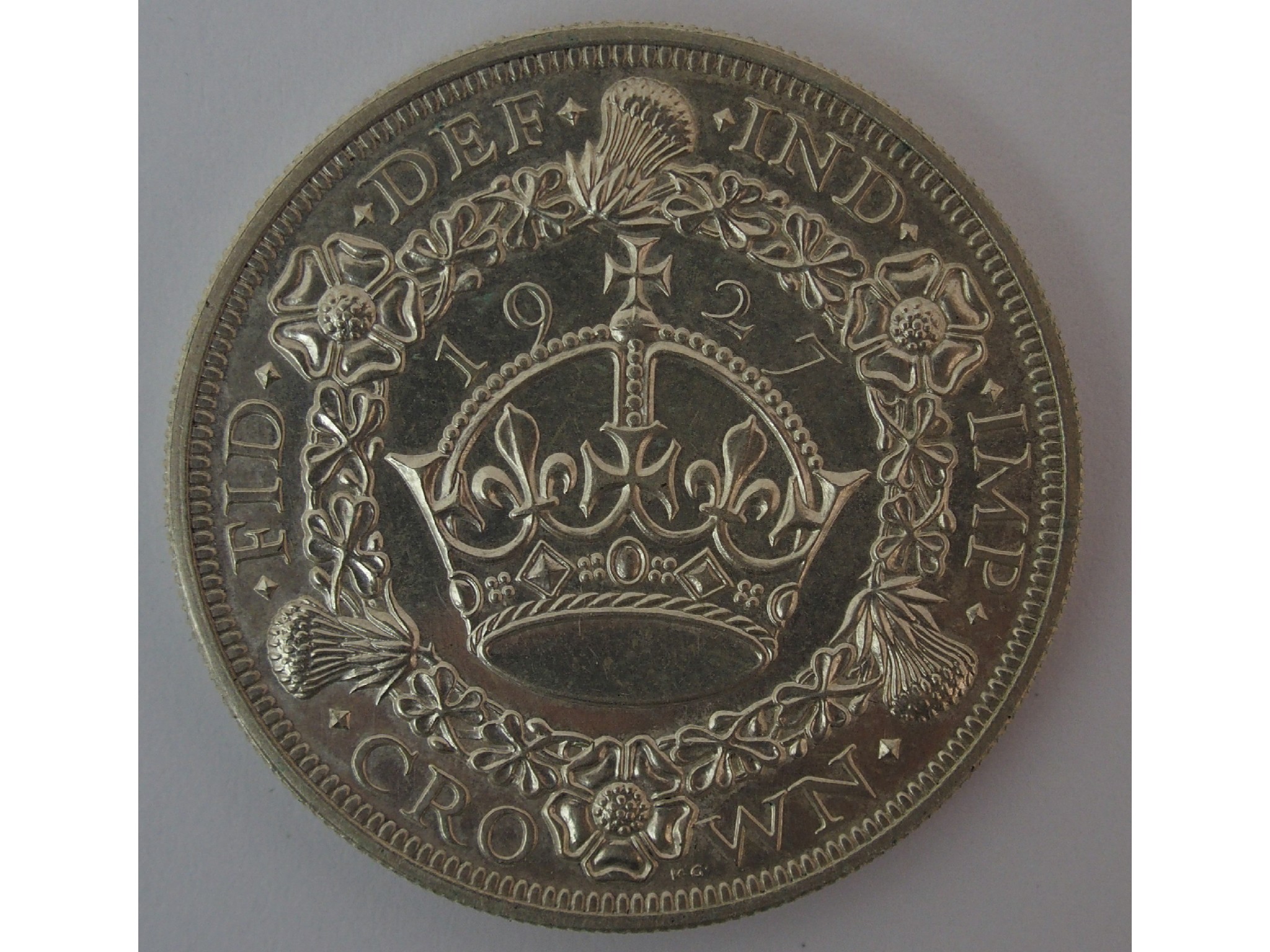 Appraisal: George V Wreath Crownuncirculated with satin proof finish light OBV