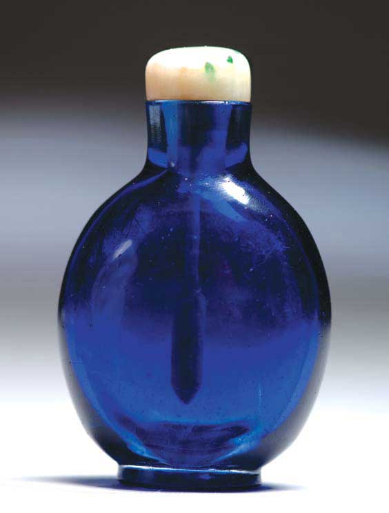 Appraisal: ANTIQUE COBALT GLASS SNUFF BOTTLE Antique cobalt blue glass snuff