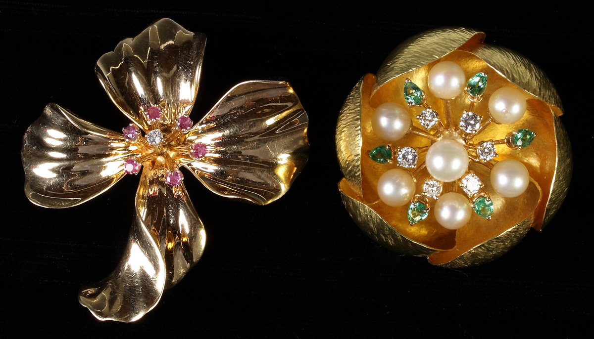 Appraisal: K Gold Flower Brooch w Pearls Diamonds Emeralds