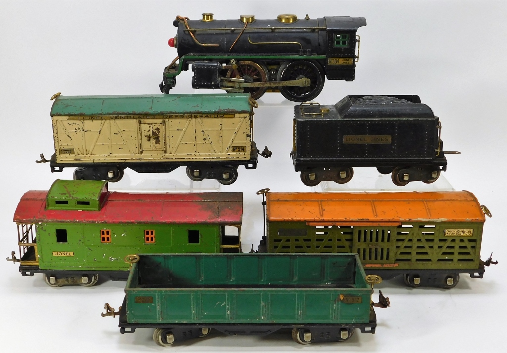 Appraisal: LIONEL STANDARD GAUGE TRAIN CARS AND LOCOMOTIVE United States th