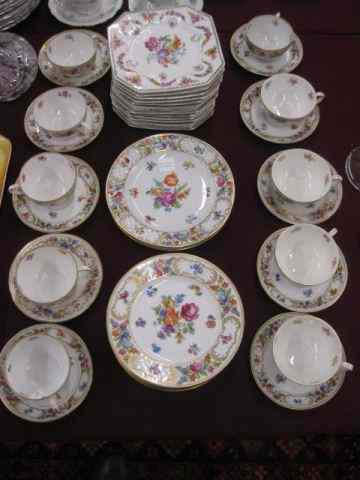 Appraisal: pc Schumann Bavarian Porcelain China includes cups saucers round small