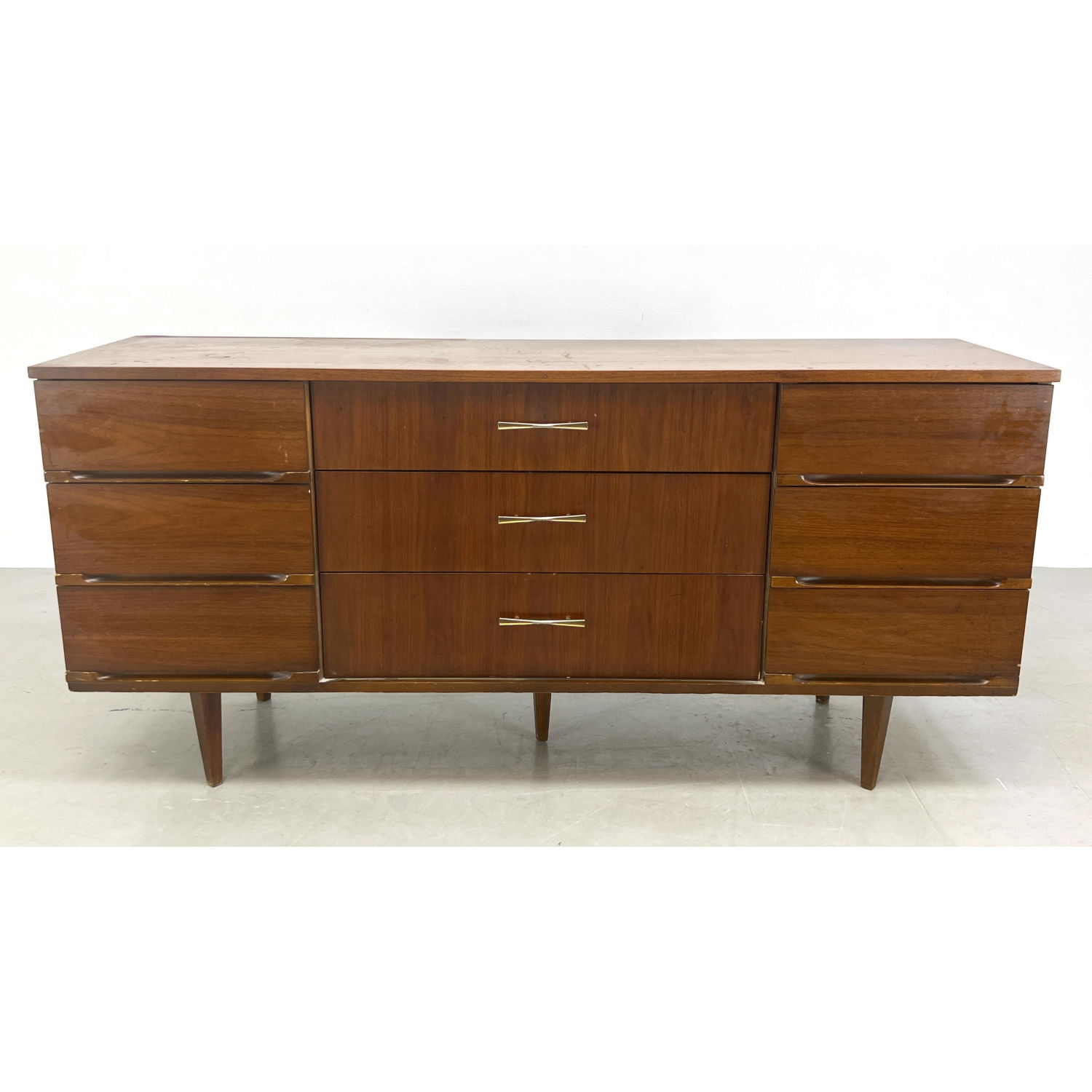 Appraisal: HARMONY HOUSE American Modern Low Dresser Chest Dimensions H inches