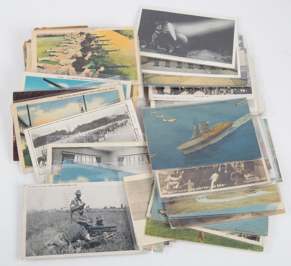 Appraisal: Assortment of holiday and military postcards