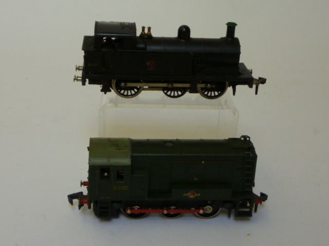 Appraisal: Hornby Dublo locomotive - - Diesel Shunter in B R