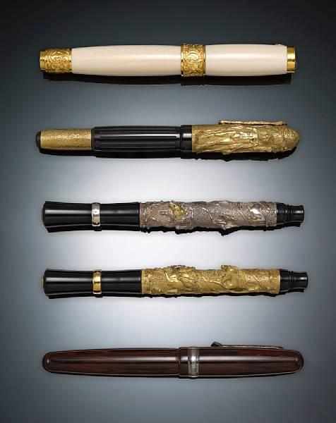 Appraisal: STIPULA Laurus Limited Edition Gold Fountain Pen This pen designed