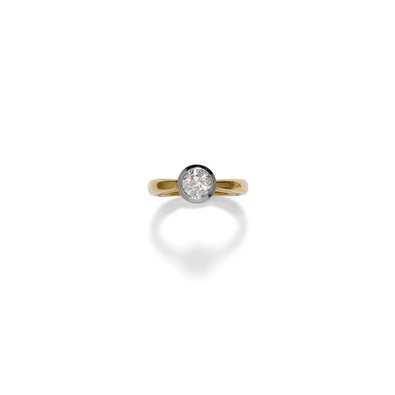 Appraisal: DIAMOND RING ca Yellow and white gold Casual-elegant solitaire model