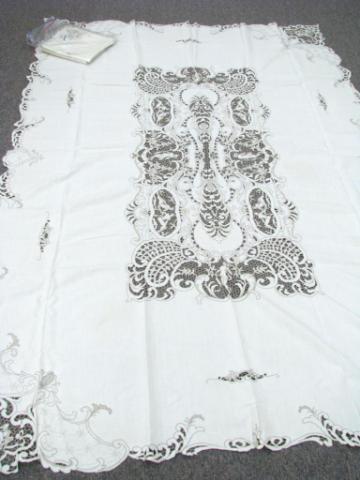 Appraisal: Embroidered Linen Table Cloth and Napkins table cloth measures ''