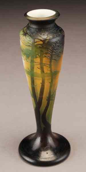 Appraisal: Muller Fres French cameo vase of footedcylindrical form decorated with