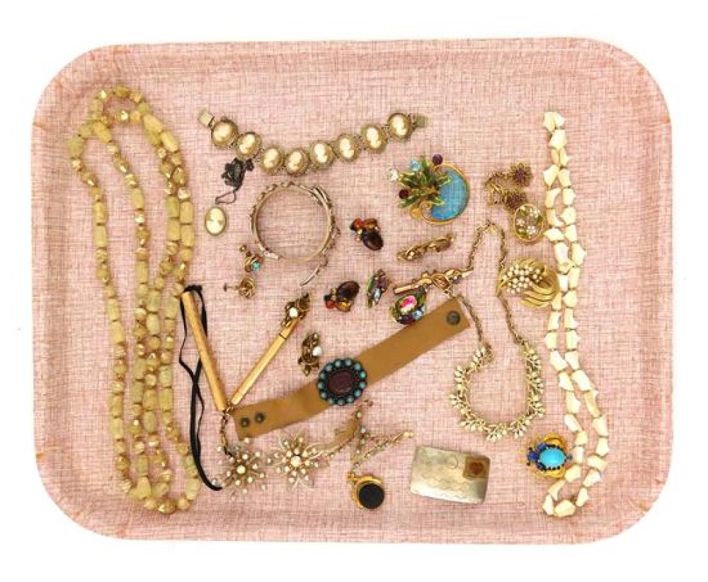 Appraisal: COSTUME JEWELRY Vintage pieces designers include Coro Conklin Lisner etc