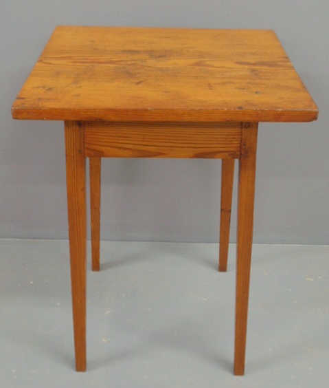 Appraisal: Federal southern pine end table early th c h top