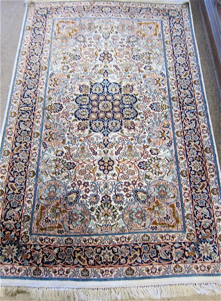 Appraisal: FINE HAND KNOTTED ORIENTAL AREA RUG Indo-Persian floral and central