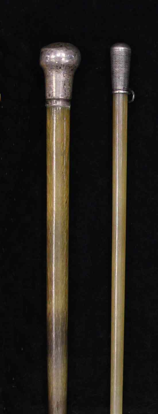 Appraisal: An Edwardian silver topped rhinoceros horn riding crop makers mark