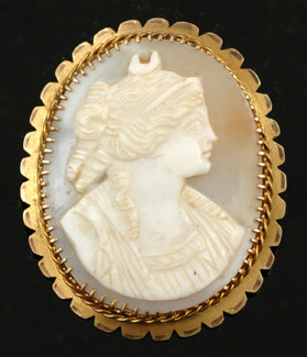 Appraisal: CT GOLD CONCH SHELL CAMEO BROOCH