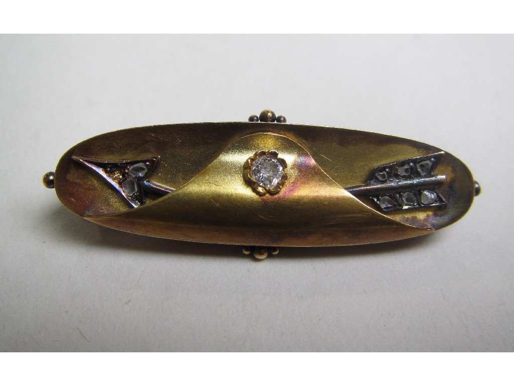 Appraisal: Victorian ct gold remembrance bar brooch with diamond centre and