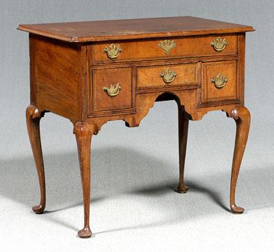 Appraisal: Massachusetts dressing table Queen Anne walnut and walnut veneer with