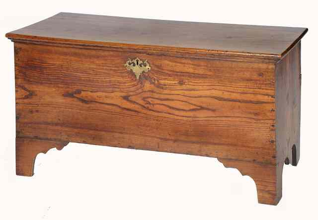 Appraisal: AN TH CENTURY ELM PLANK CHEST with hinged rising lid