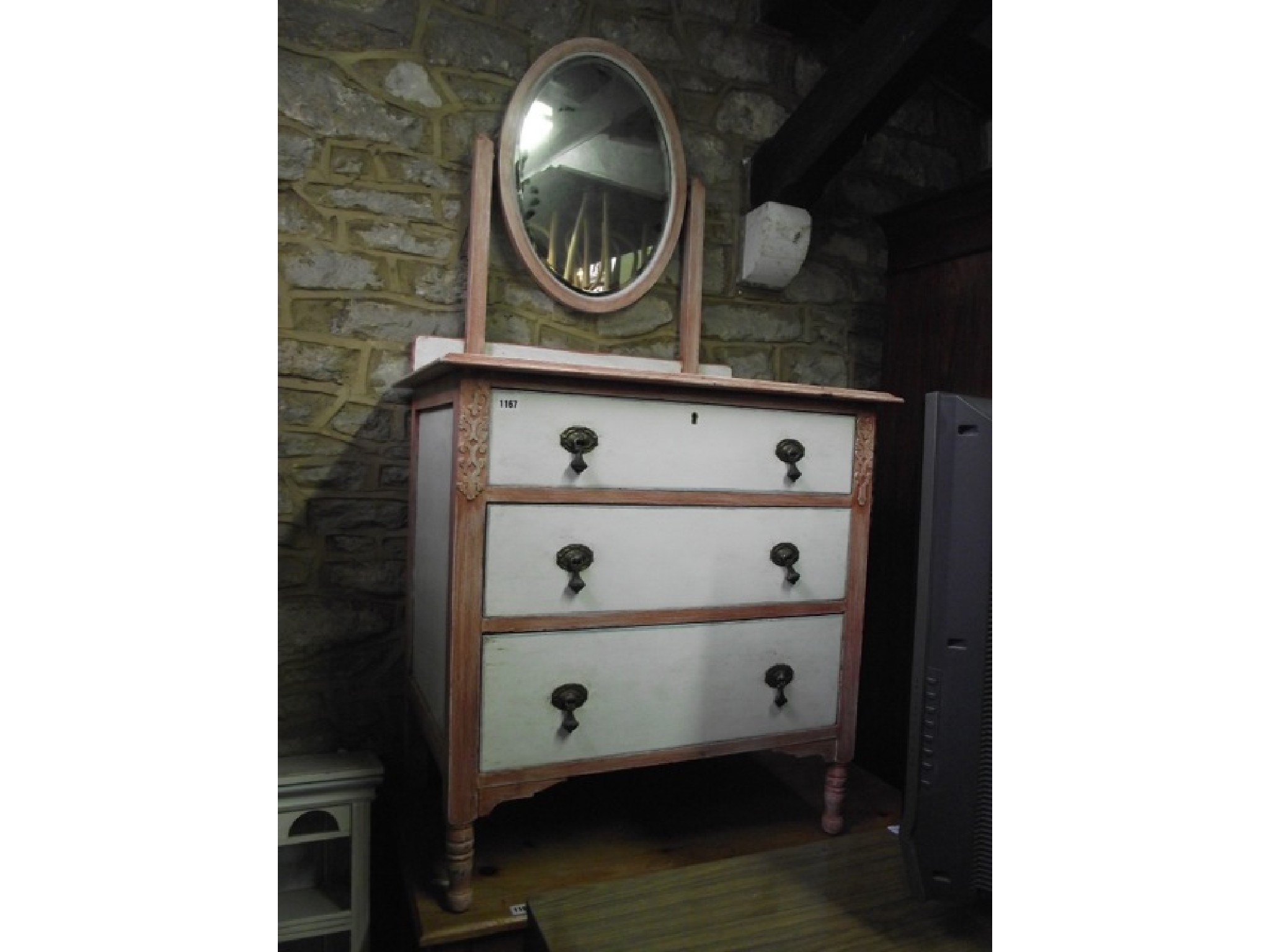 Appraisal: A small Edwardian oak dressing chest with later painted finish