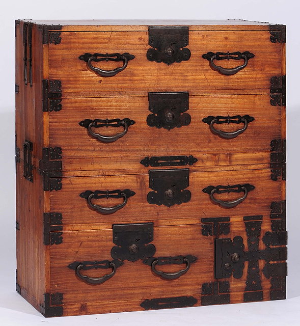 Appraisal: A Japanese Ryobiraki Kasane-dansu tansu Ezo Matsu pine travelling chest