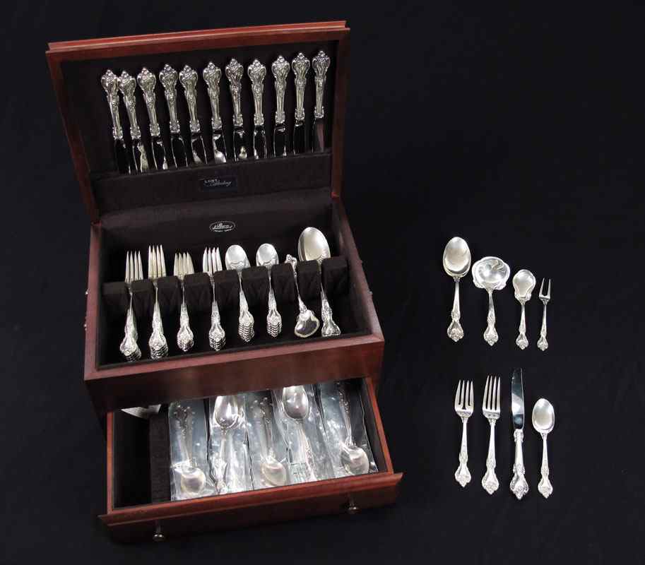 Appraisal: LUNT DELACOURT STERLING FLATWARE SERVICE Approx pieces in the Delacourt