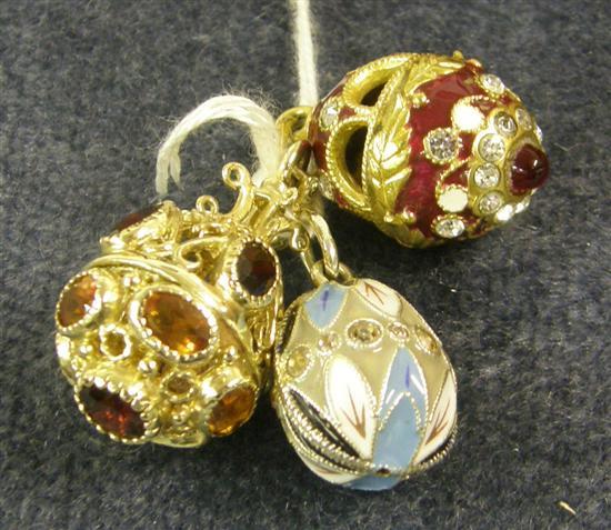 Appraisal: A YELLOW METAL RUSSIAN EGG PENDANT with enamel and gem