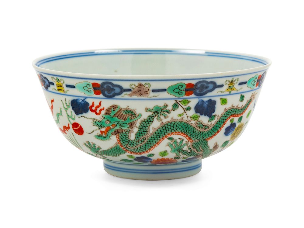 Appraisal: A Wucai Porcelain 'Dragon and Phoenix' BowlDiam in cm A