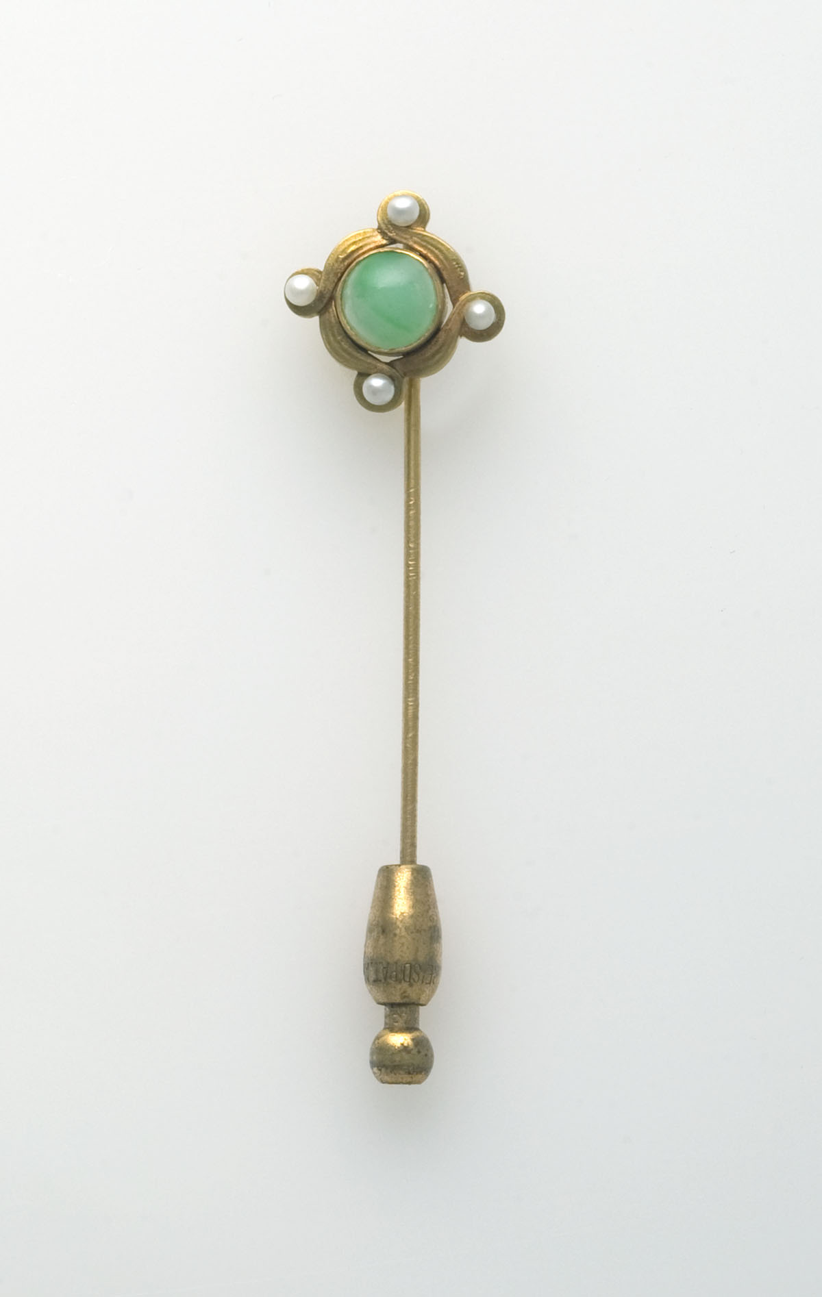 Appraisal: JADE PEARL AND GOLD STICKPIN The stickpin set with a