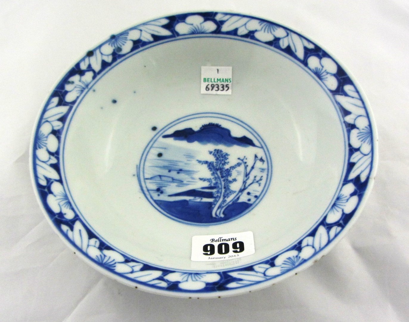 Appraisal: A Chinese blue and white footed shallow bowl late th