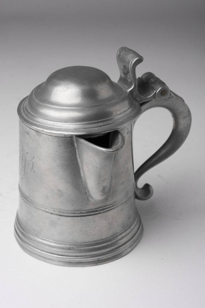 Appraisal: PEWTER HALF PINT TANKARD RICHARD PITT AND EDWARD DADLEY LONDON